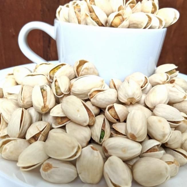 

Promo Kacang Pistachio 500 Gram Roasted Premium Quality