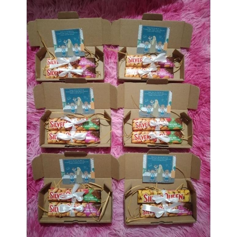 

TERLARIS Hampers Wisuda | Hampers Valentine | Hampers Coklat | Kado pacar | Kado anniversary | Kado Ulang Tahun | Coklat | Hampers Coklat IK69
