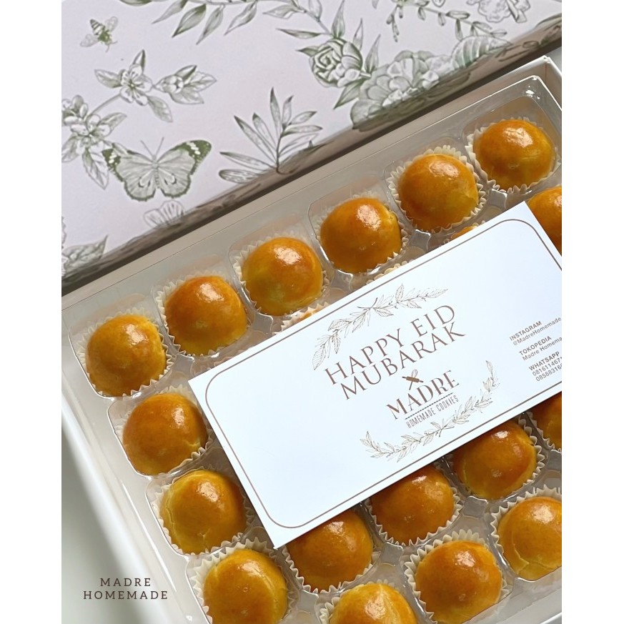 

Premium Nastar in Box Hamper (Wijsman)
