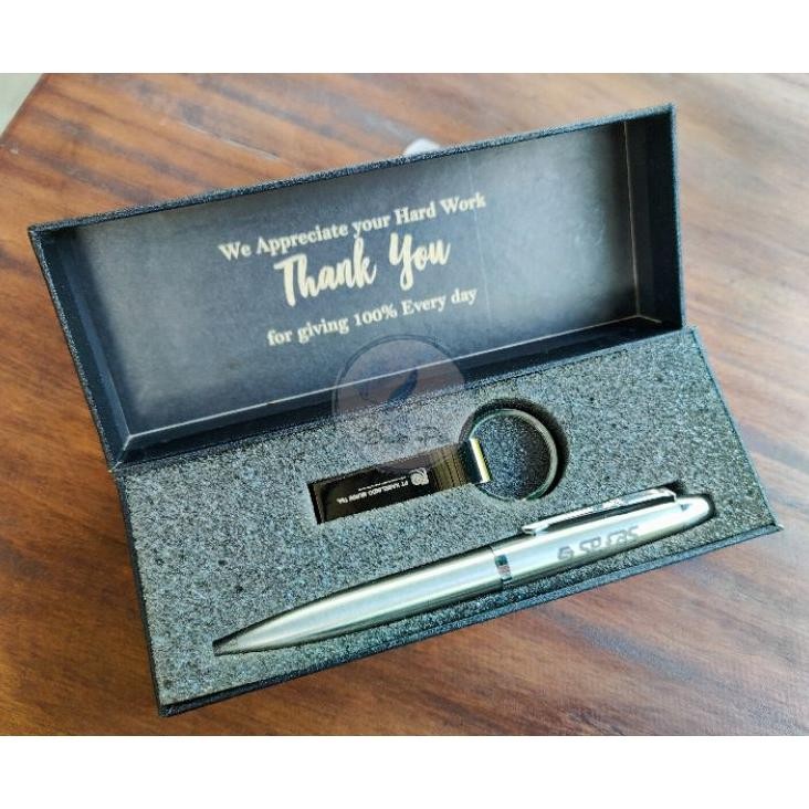 

Enar It Ub Cutom Giftet Elegan Hamper Profeional Ado Uni