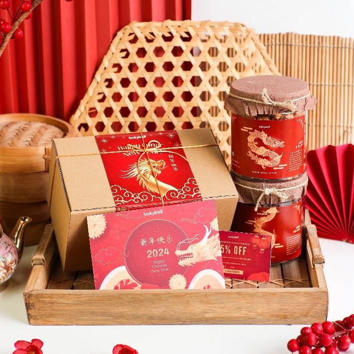 

Hampers Imlek / CNY Hampers / Parcel Imlek - Oatmeal Cookies 2 Jar + FREE KARTU + TALI + VOUCHER + BUBBLE WRAP | LUCKYBITE