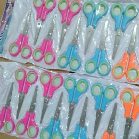

Terlaris (Murah) Gunting Kertas Warna 4-5Inch 1 Renteng Isi 12Biji