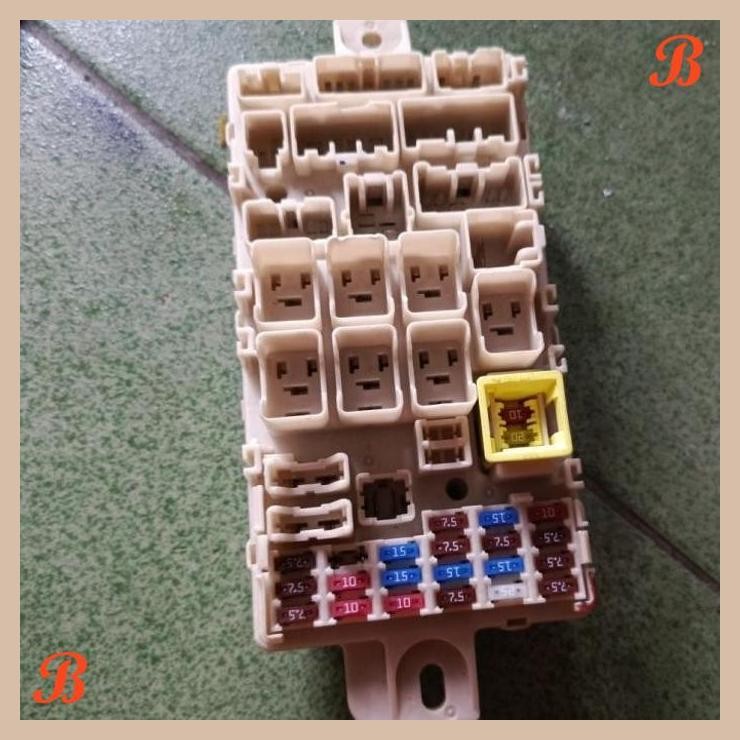 [OPM] BCM FUSE BOX SEKRING MITSUBISHI PAJERO ORIGINAL