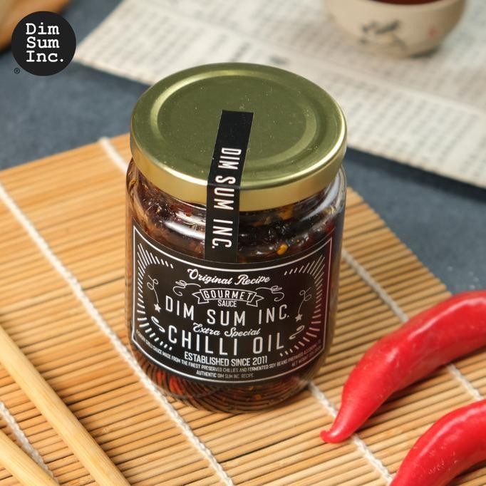 

Chilli Oil Botol / Chili Oil Sauce / Sambal Minyak Cabai / Saus Minyak Cabe / Chilli Oil Premium by Dimsum Inc