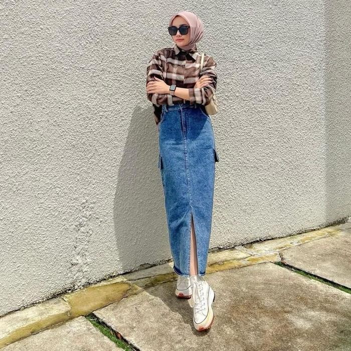 Rok Cargo Jeans Belah Depan Skirt Korean Style Wanita Bawahan Denim Kancing Asli 100%