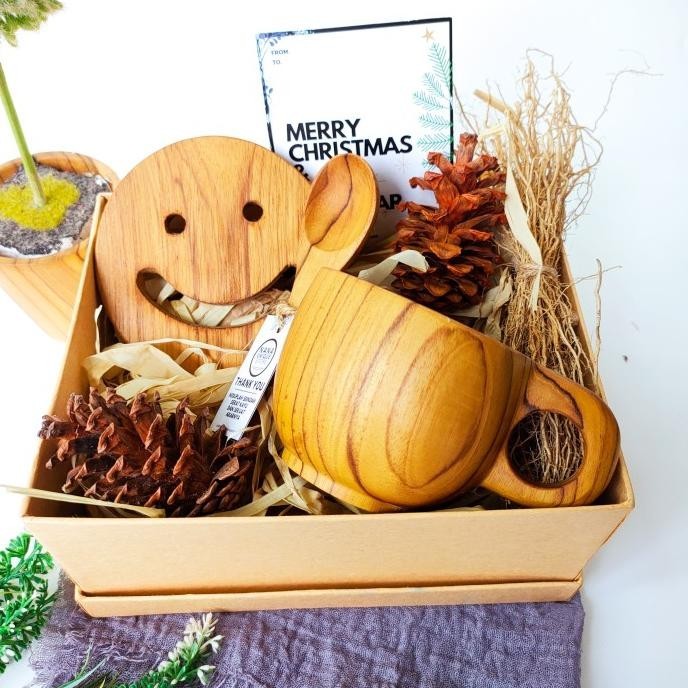 

New! Hampers Natal Christmas Kado Ulang Tahun Parcel Lebaran Idul Fitri - COASTER SMILEY Lebaran