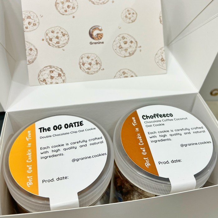 

HAMPERS GIFT SET - PARCEL PREMIUM BUNDLE KUE KERING BY GRANINE