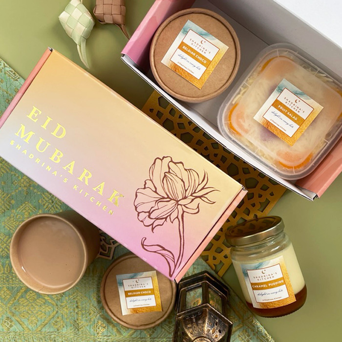 

HAMPERS LEBARAN BELGIAN CHOCO PUDDING, FRUIT SALAD, CARAMEL PUDDING