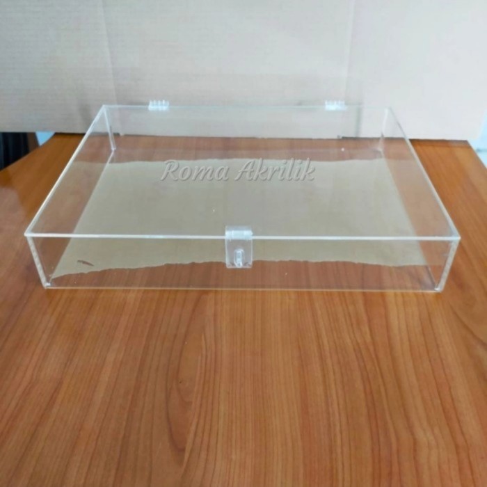 

box akrilik serbaguna