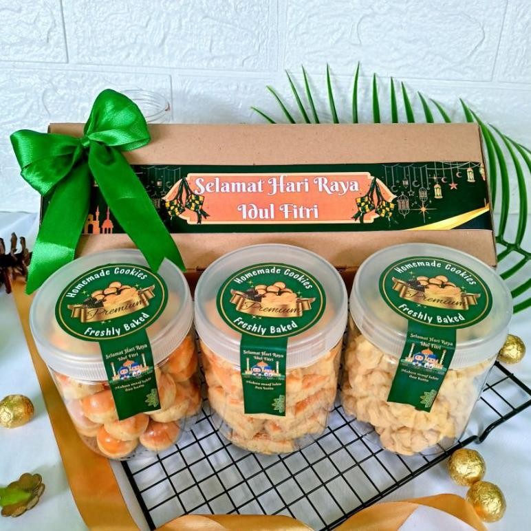 

AURORAE HAMPERS KUE KERING LEBARAN ISI 3 TOPLES 400GR/PARCEL KUE NASTAR PREMIUM/FREE KARTU UCAPAN