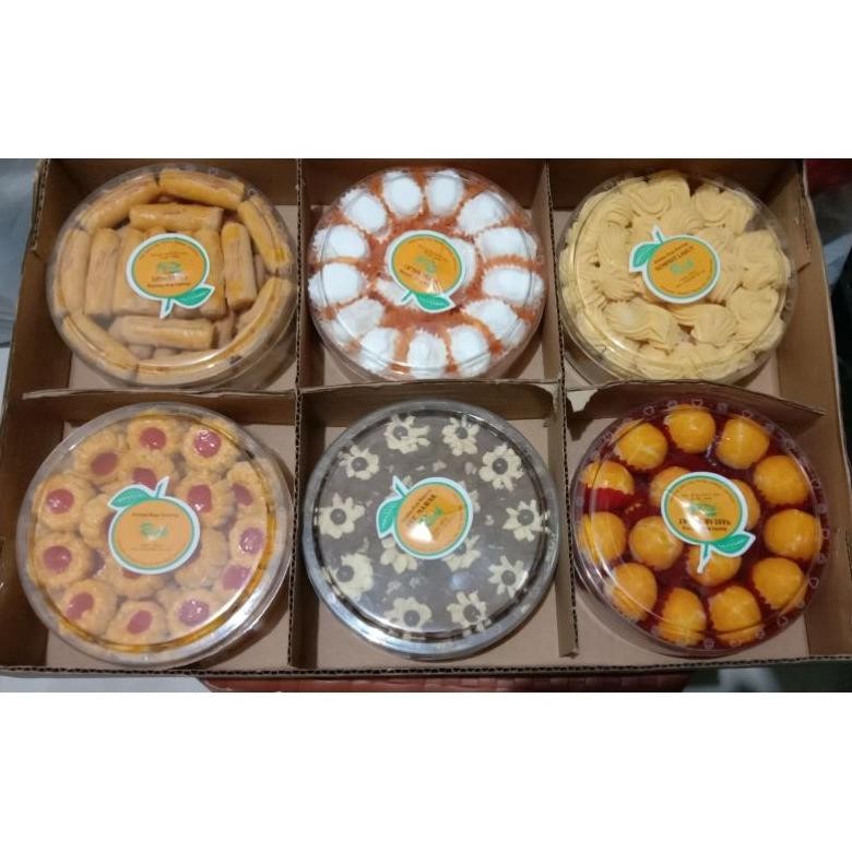 

Promo Spesial!! paket kue kering home made/free bubble warp Murah