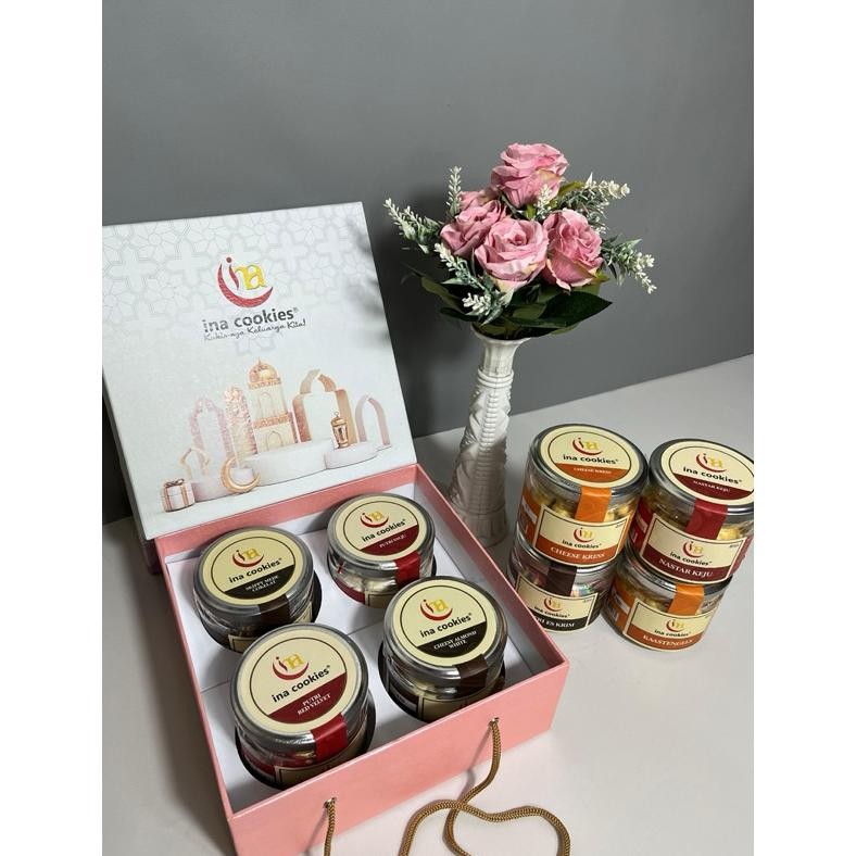 

AURORAE HAMPERS JAR KACA INACOOKIES KUE LEBARAN PAKET IDUL FITRI