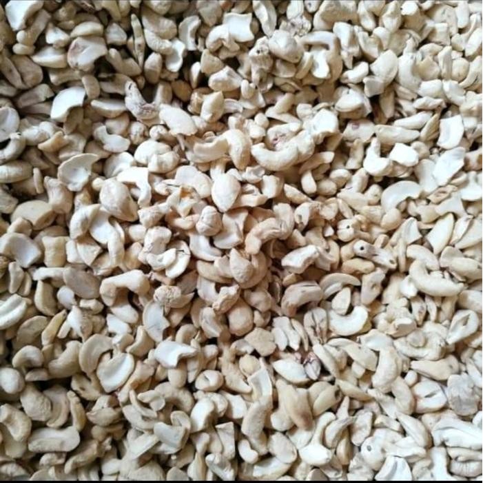 

terbaru !!! kacang mete patahan varian 1000gram ready