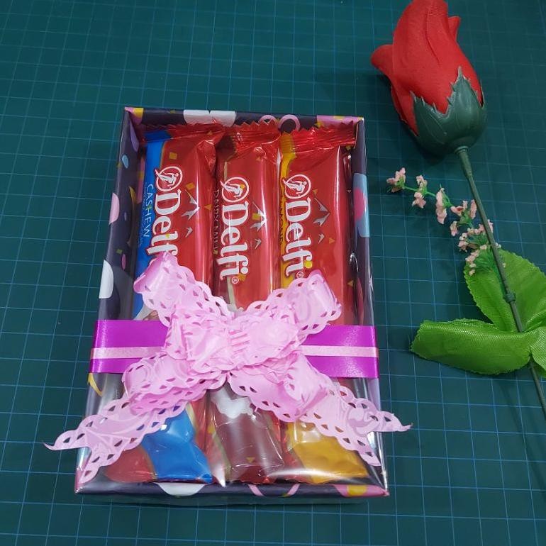 

er-79 mini hampers , coklat box murah , cokelat hadiah , snack box murah Hemat