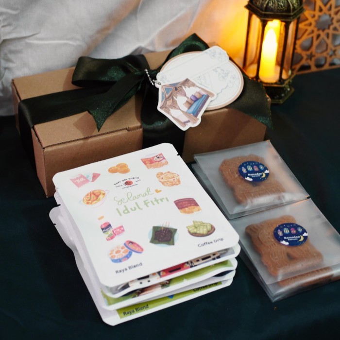 

Hampers Ramadhan Coffee Drip 5pcs/ 10 pcs dengan Cookies Speculoos Lebaran Idul Fitri
