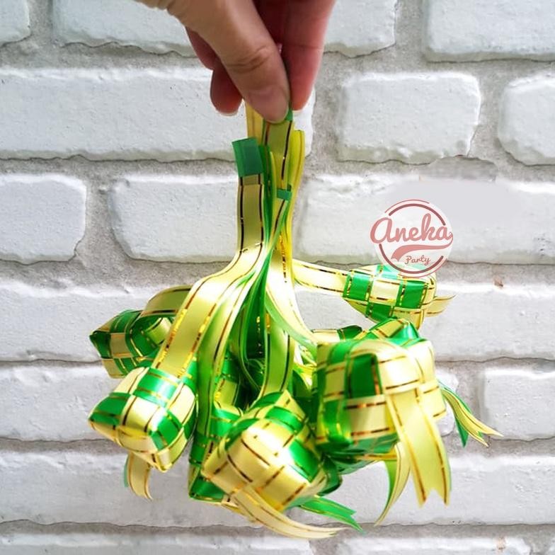 

Ketupat Lebaran Pita Parsel / Hiasan Parsel / Aksesoris Idul Fitri / Lebaran Ketupat Hias Parsel D Gratis Ongkir