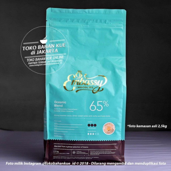 

Embassy Chocolate - Oceanic Blend 65% 1kg Dark Couverture Tulip Coklat