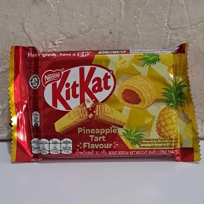 

$$$$] KITKAT PINEAPPLE TART FLAVOUR 35 GRAM KIT KAT