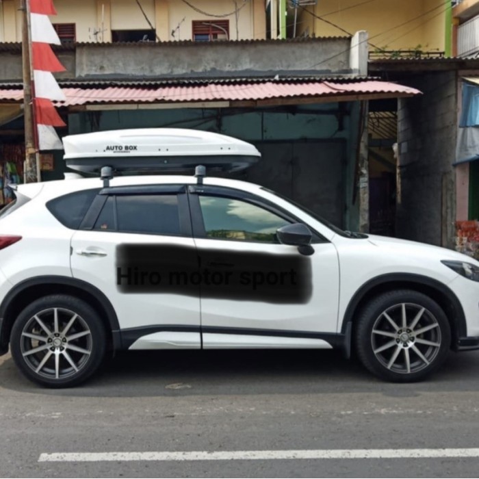 Roof box slim universal