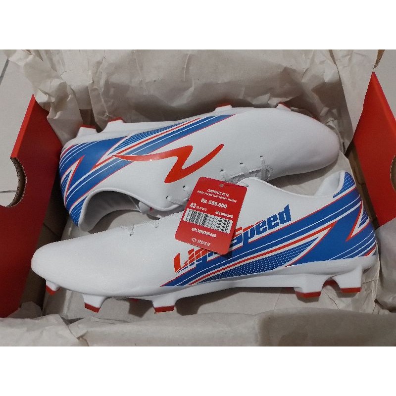 Sepatu bola specs ls 20 FG