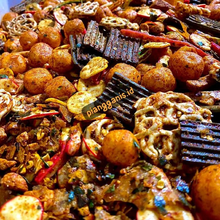 

EKSLUSIF SEBRING CAMPUR / KERUPUK SEBRING MIX PEDAS DAUN JERUK 1KG Cemilan Food Snack