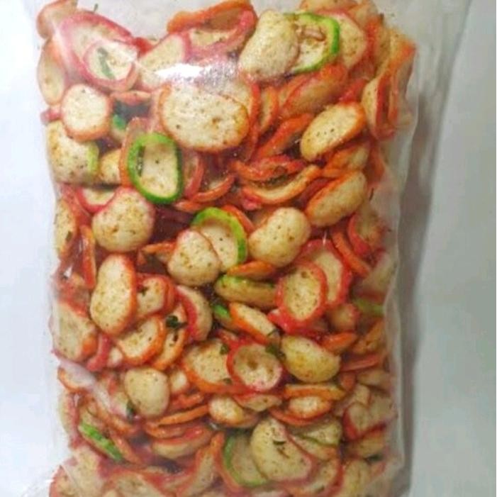 

BIG SALE Kerupuk Seblak Kering Pedas 250 gram - Snack Makanan Ringan - Food
