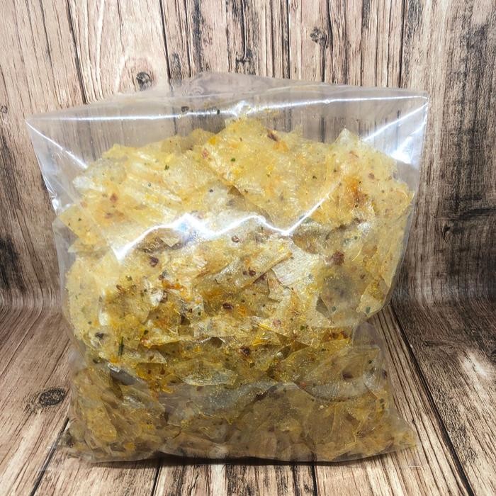 

BERKUALITAS Keripik Kaca Beledag Asin Pedas Daun Jeru 250 Gram Food