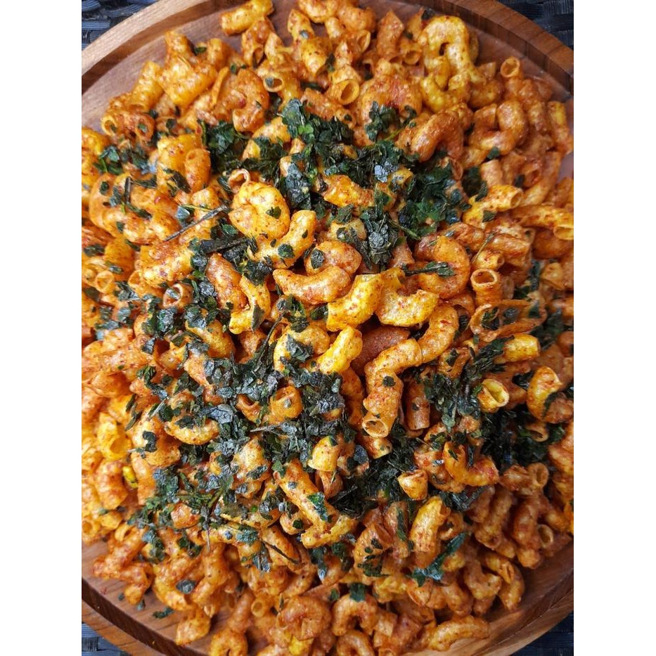 BERGARANSI MAKARONI RENYAH 1 KG / CEMILAN KERING/ ANEKA MAKARONI GORENG Food Snacks Pedas