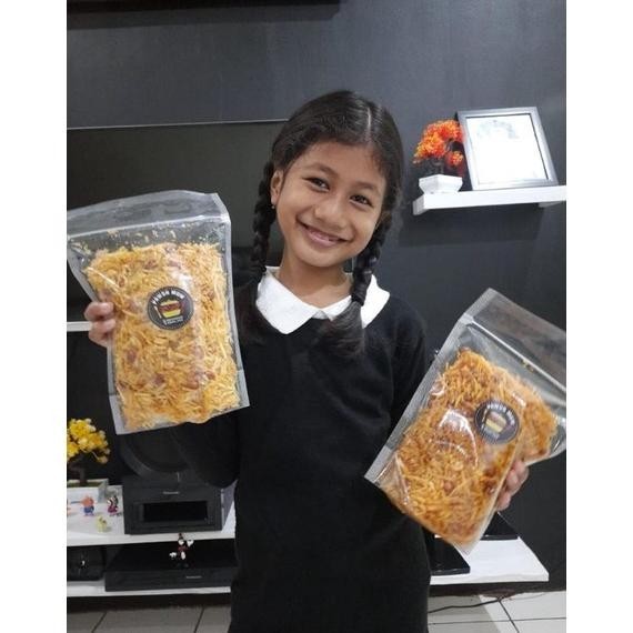 

BERKUALITAS TERMURAH KENTANG MUSTOFA 1KG CAMILAN CEMILAN SNACK LAUK KERIPIK KERING KENTANG MUSTOFA