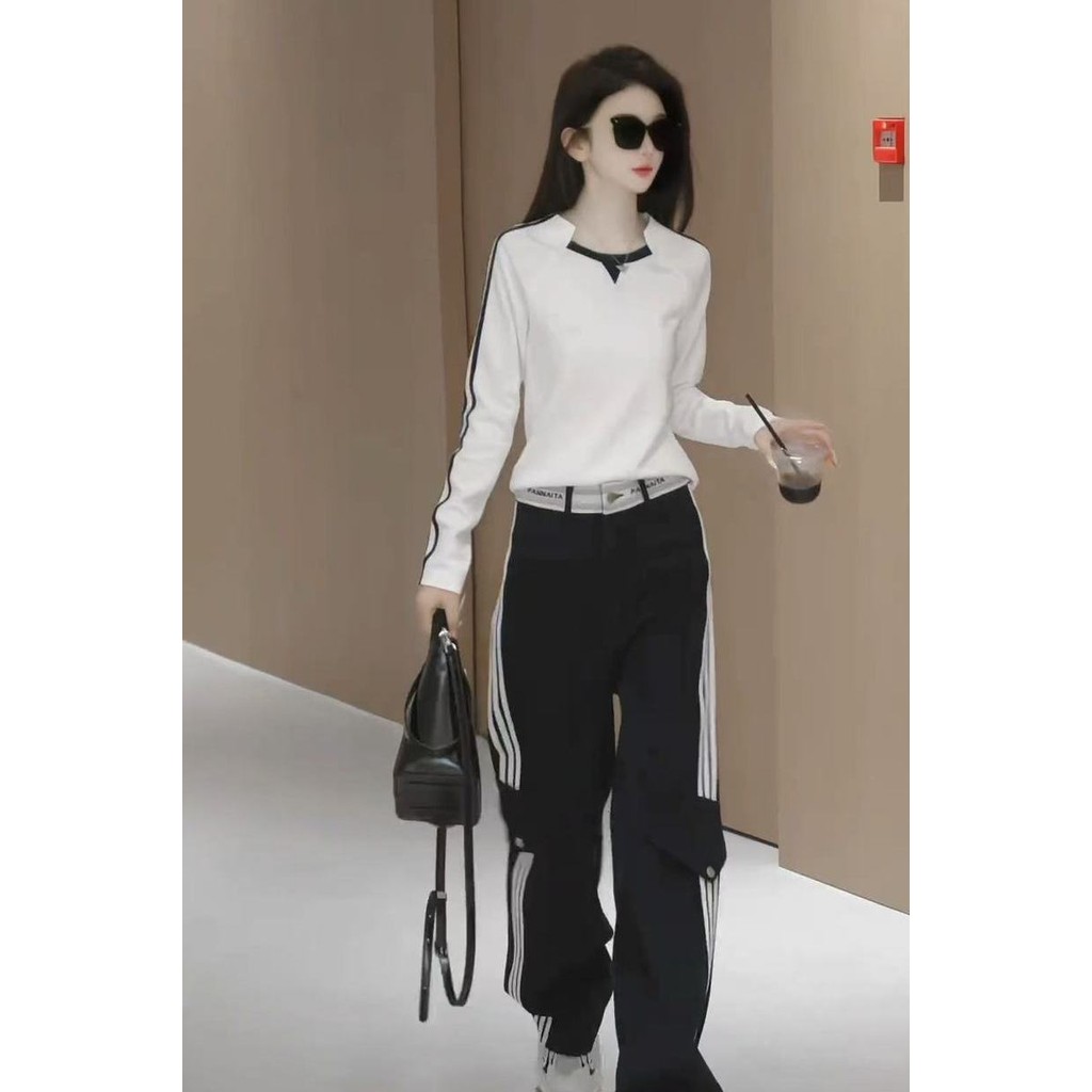 Set Santai Bergaris Wanita Atasan Serbaguna Celana Lebar Slimming Dua Potong