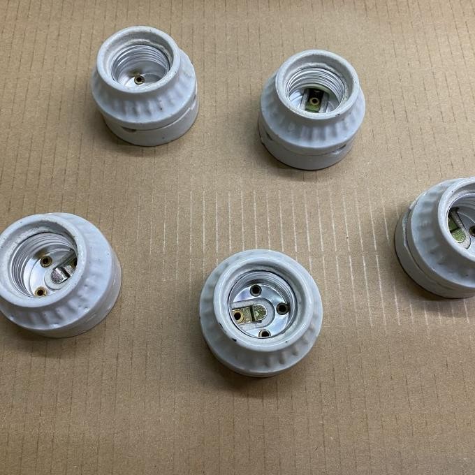 """] Fitting plafon keramik e27