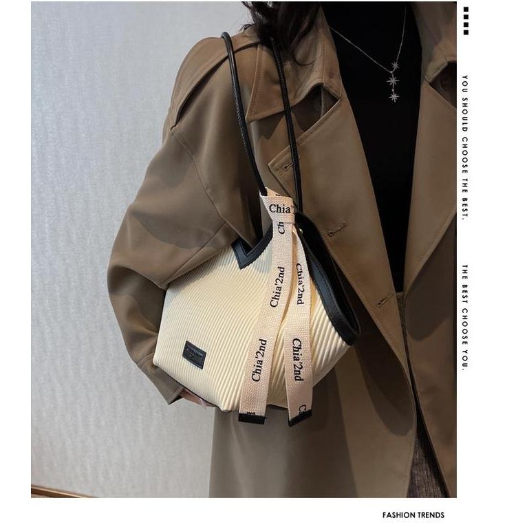 Jennie Bag - Chic Charm - Tas Totebag Wanita Resleting Import Model Korea Terbaru
