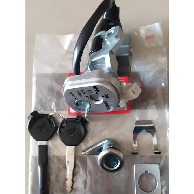 Kunci Kunci Kontak Beat Karbu / Kunci Kontak Set Beat Kvy / Kunci Kontak Assy  1 Set Kunci Depan Dan