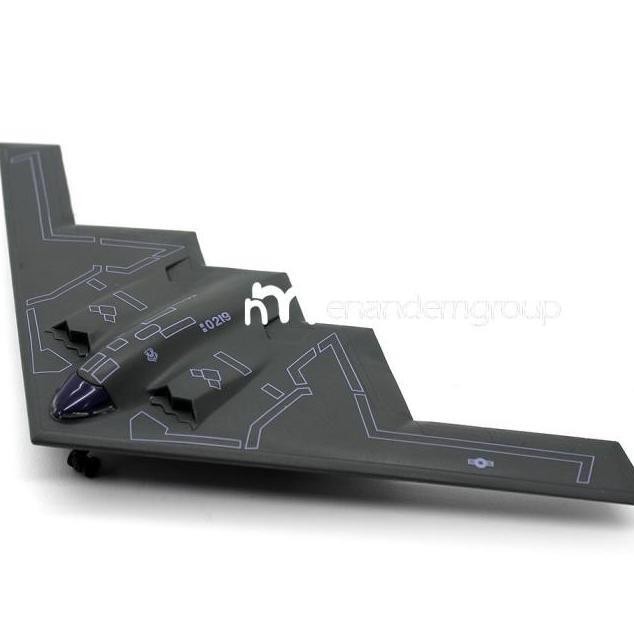 Newray Diecast Miniatur Mainan Pesawat Tempur Bomber B-2 Spirit