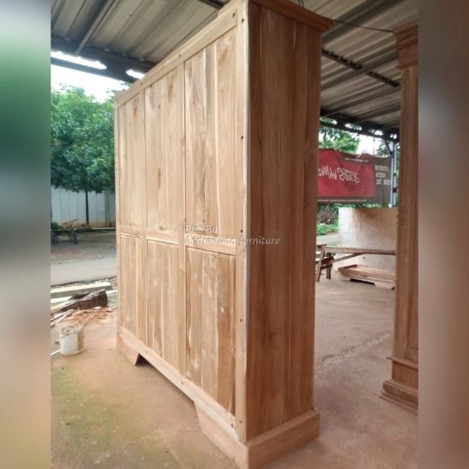 Terlaris Lemari Rak Tempat Buku Kayu Jati Tipe Sleding 3 Pintu Ready Stok
