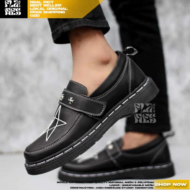 TERMURAH FLAMES AKESI - Sepatu Loafers Docmart Pria Casual Formal Pantofel Kerja Pria Hitam rd-67