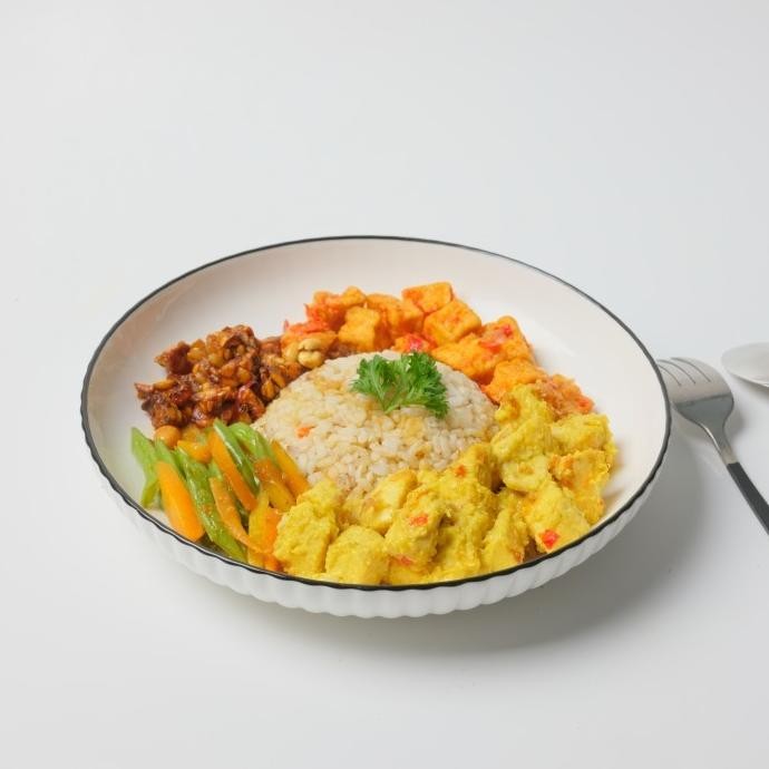 

(Good) Low Cal Nasi Campur Chicken Breast Bumbu Rempah .Healthy Diet Catering