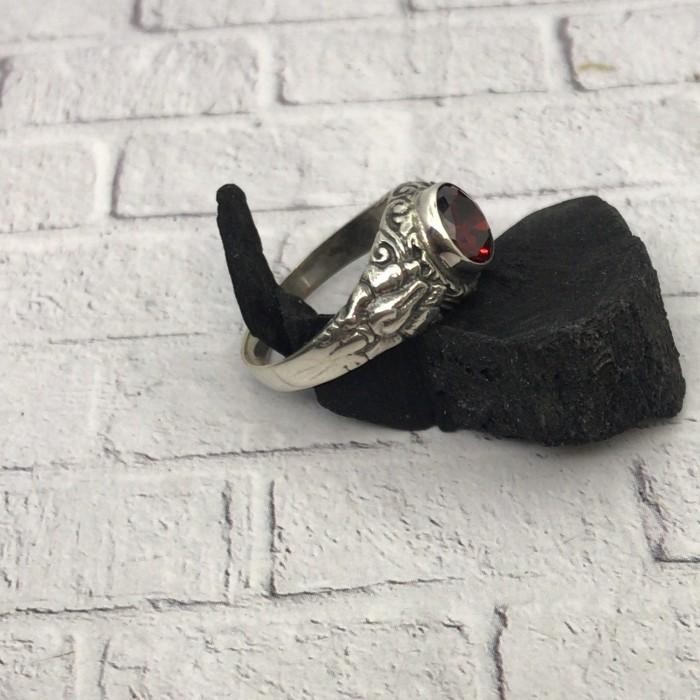 Cincin Perak Pria Permata Bulat Original Dan Terpercaya