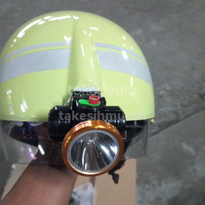 Helm Pemadam Kebakaran + Senter New Stok