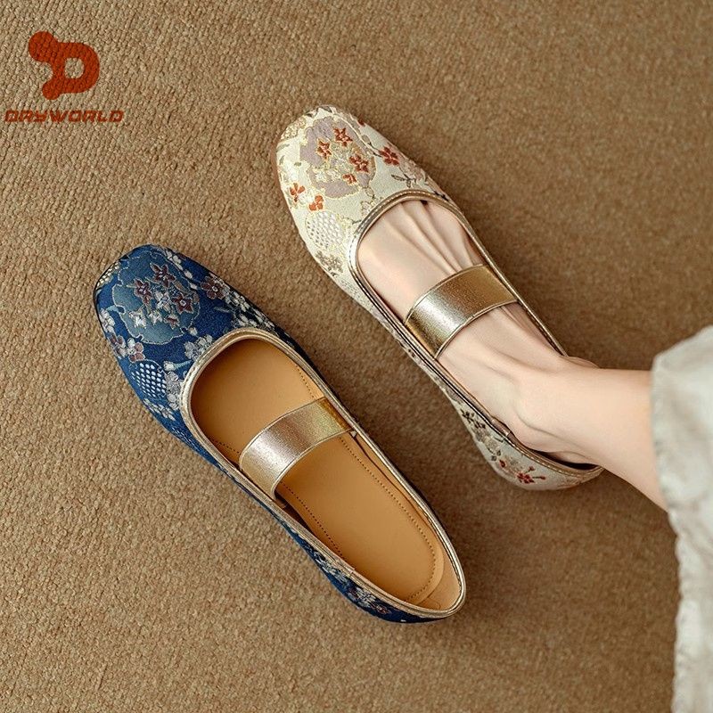 Sepatu Pernikahan Cheongsam Gaya Nasional Datar Hanfu Bordir Bunga Xiuhe Sepatu Mary Jane Tunggal