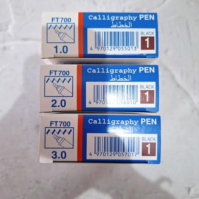 

PEN CALLYGRAPHY SNOWMAN