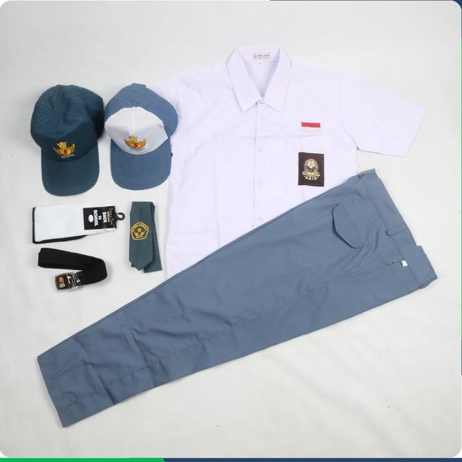 Setelan Seragam Sekolah SMA Laki Laki Baju Seragam SMA Putih Abu