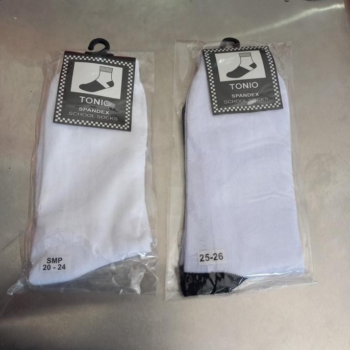 

\"\"\"\] Kaos kaki tonio