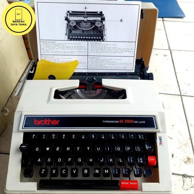 

Grosir Mesin Tik Manual Brother M2000 9" Deluve Box Orijnal Brother 98% Baru