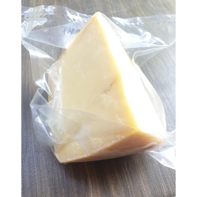 

Parmesan Cheese - Keju Parmesan