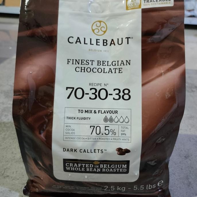 

Grosir Callebaut 70-30-38 Dark Chocolate 70% 2.5 Kg