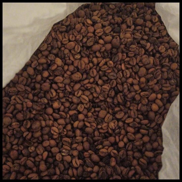 

Kopi Robusta Grade Komersil Roastbean 1Kg - Coffee Espresso Original Best Seller