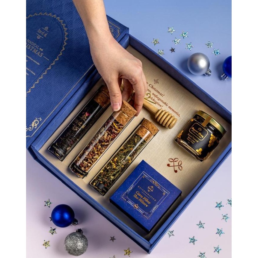 

Christmas Collection - Classy Co