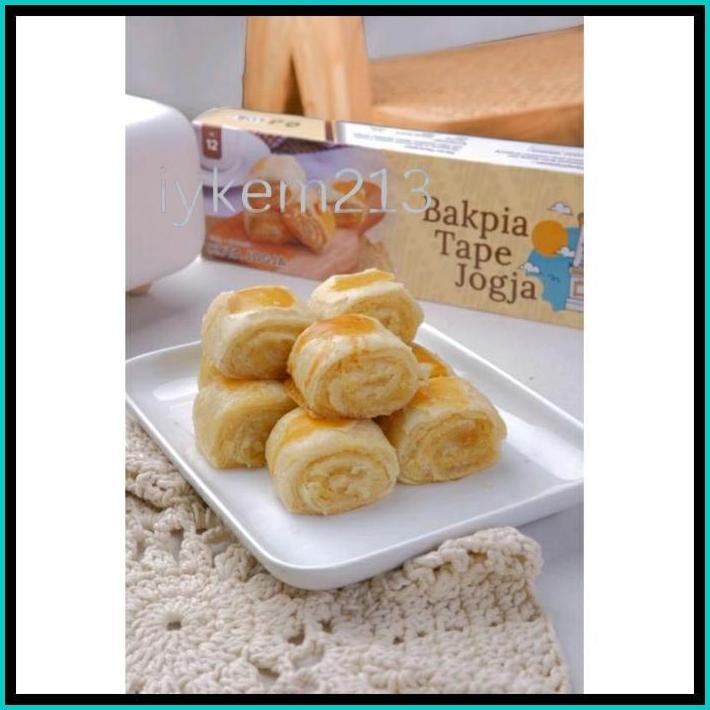 

OLEH-OLEH KHASNYA JOGJA // BAKPIA TAPE JOGJA // ISI 12PCS