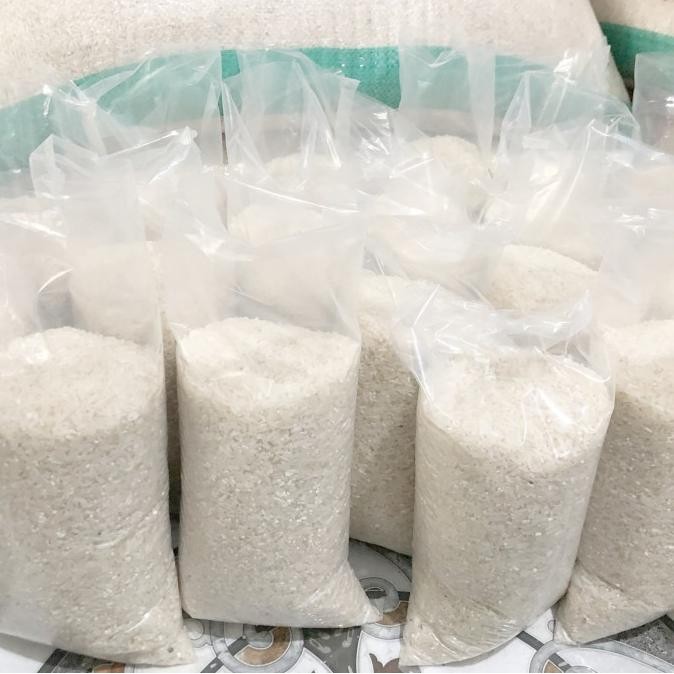 

Beras rojolele medium eceran 1kg luar kota aman nUg